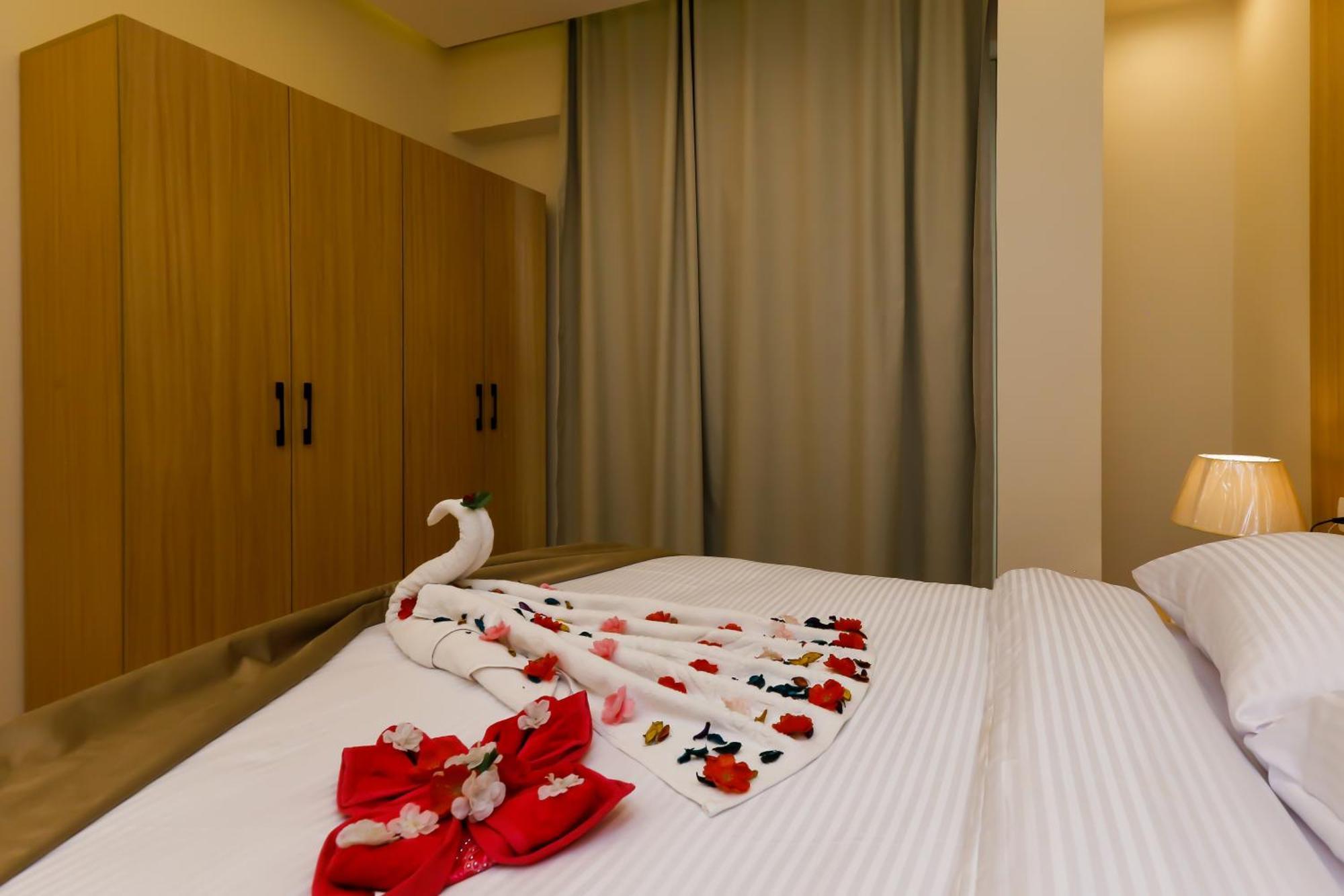 Rizk Pyramids View Hotel Kafrat al Jabal Luaran gambar